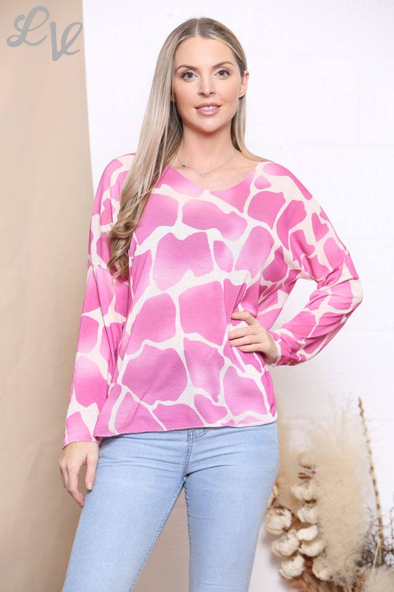 Giraffe Print Light Knit Top - Image 11