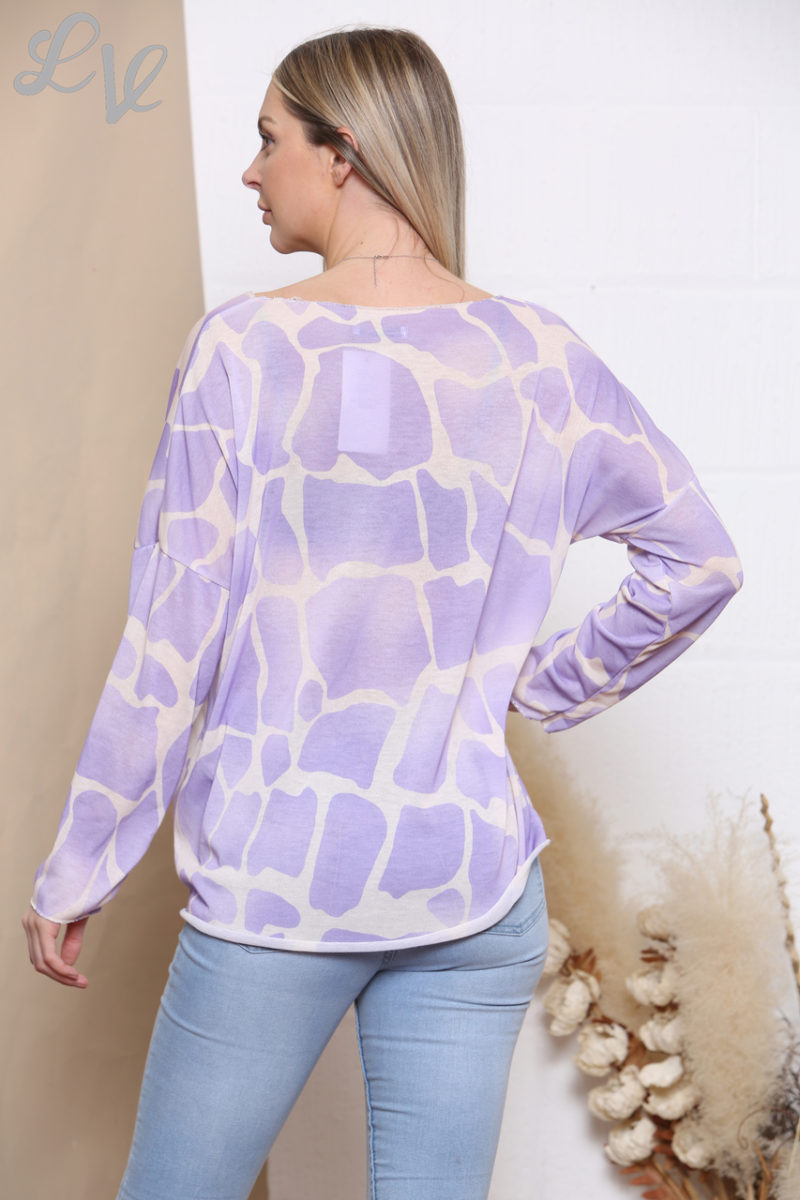 Giraffe Print Light Knit Top - Image 9